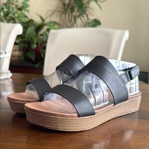 Madden Girl Black Sandals with Platform Sole and Crisscross Straps